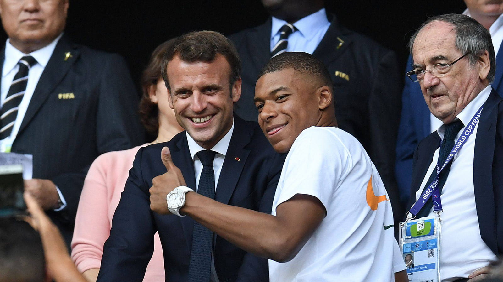 Emmanuel Macron et Kylian Mbappé