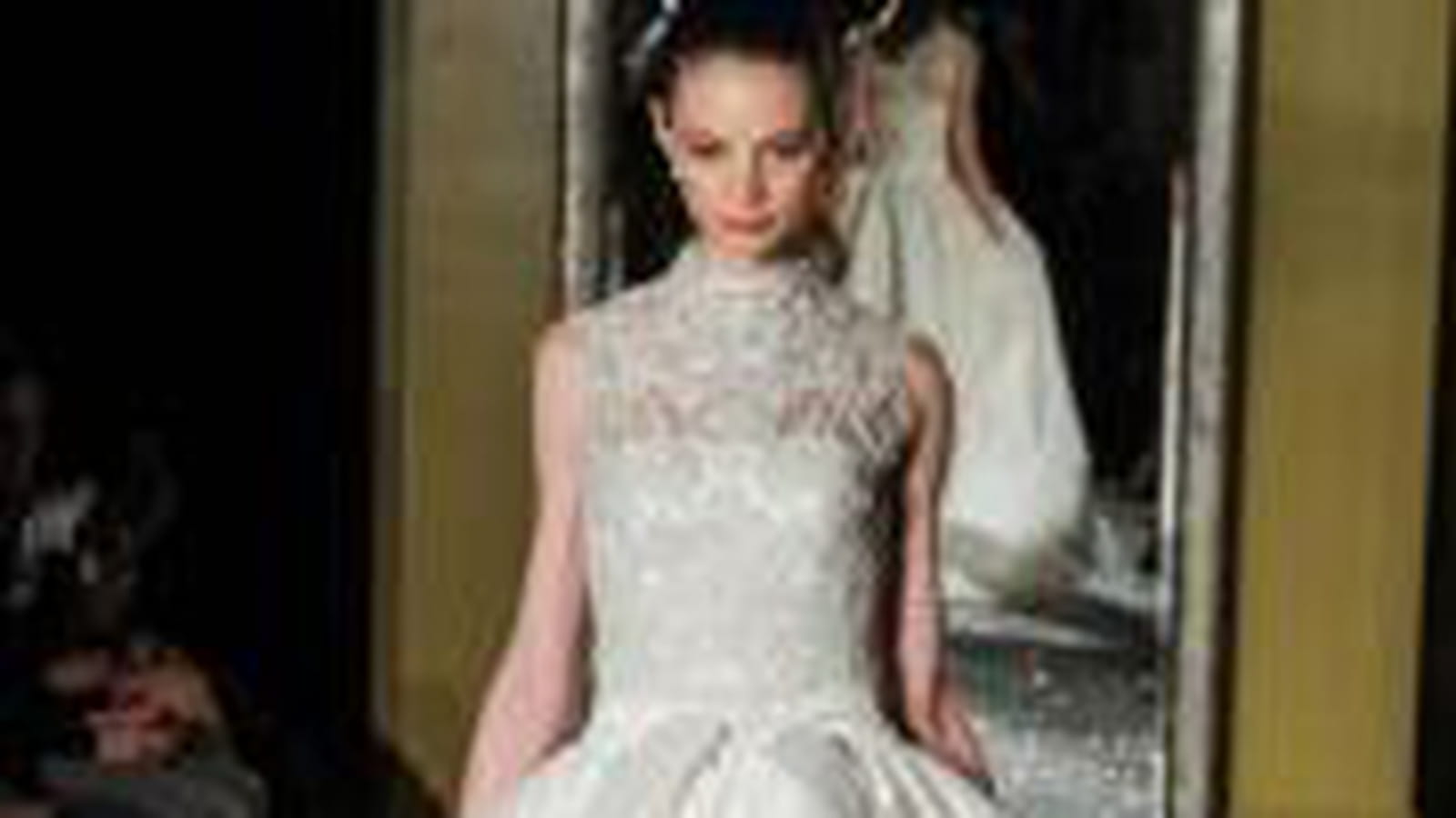 La robe originale Oleg Cassini