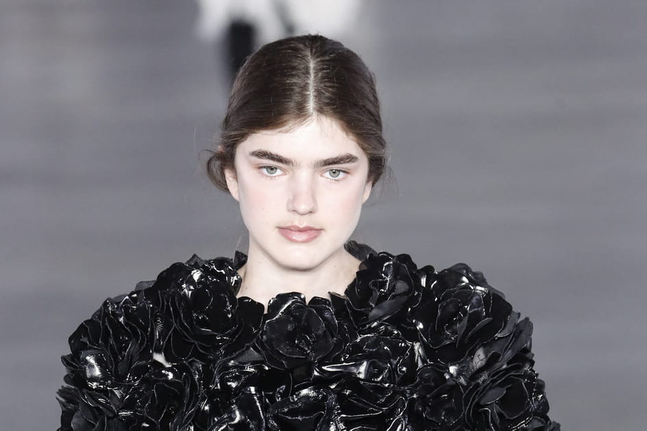 Les sourcils &eacute;pais