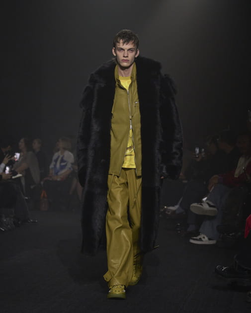 Look 38&nbsp;du d&eacute;fil&eacute; Burberry