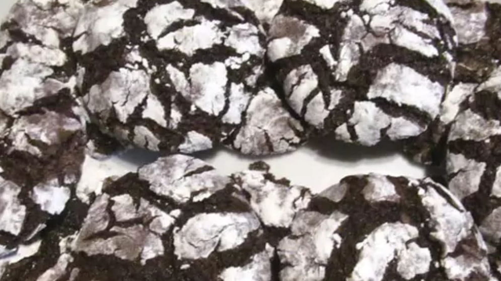 Biscuits craquelés au chocolat - Chocolate crinkle cookies