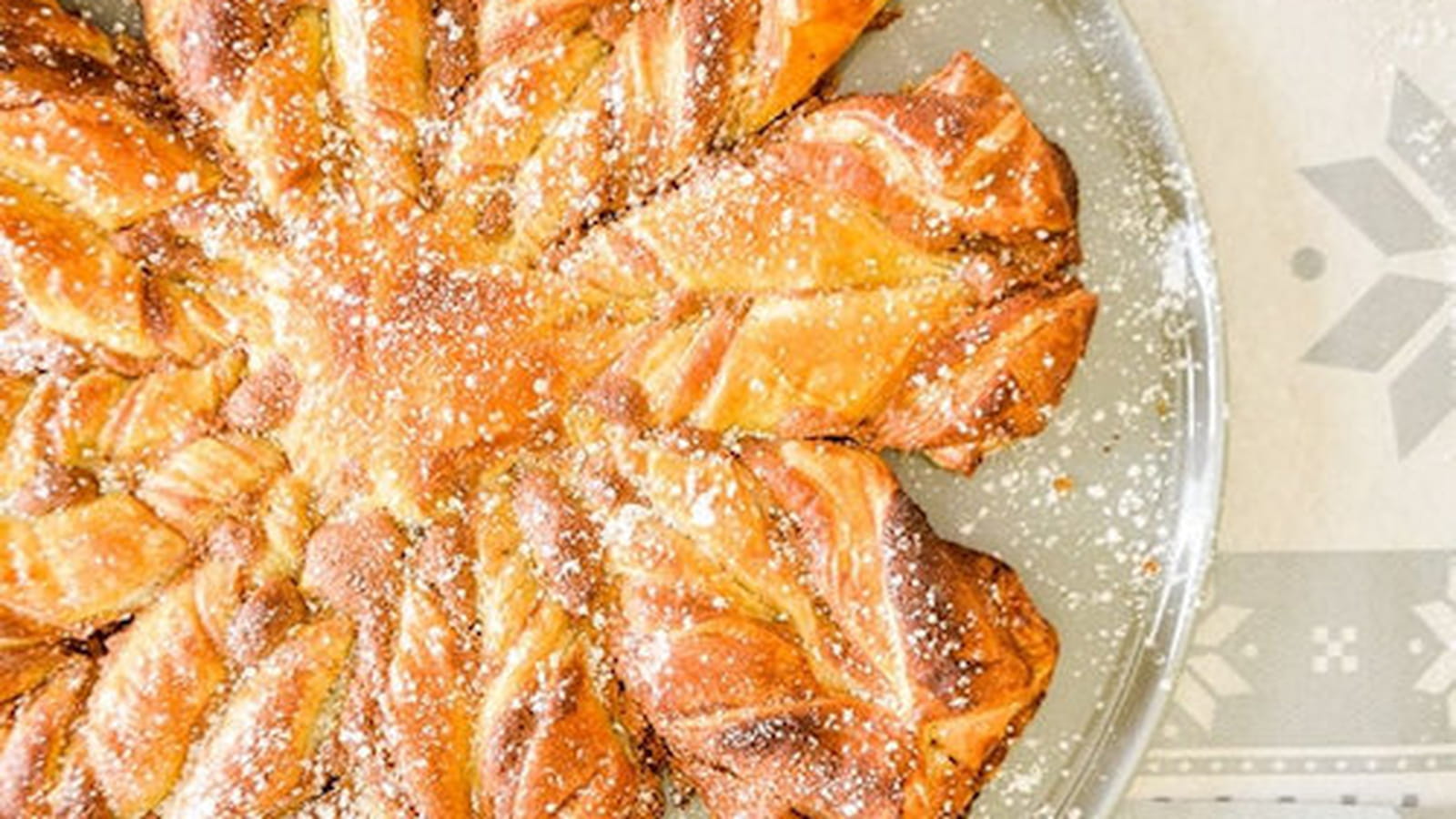 Etoile feuilletée au spéculoos