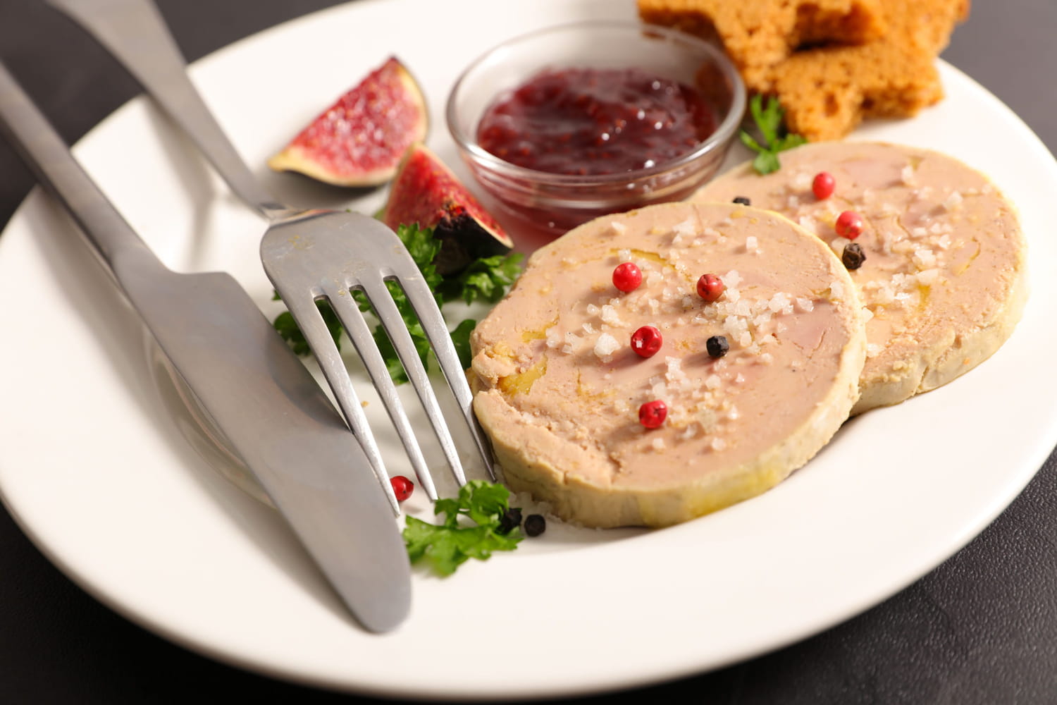 When pregnant, can you eat foie gras for the holidays?