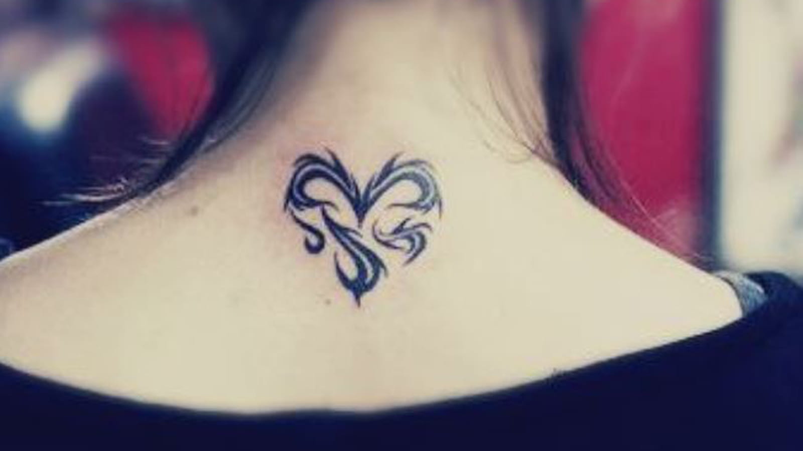 Coeur tribal sur la nuque
