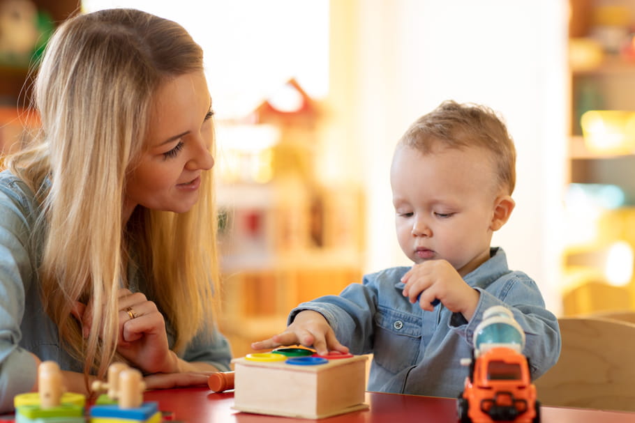 Les premières activités à faire avec bébé