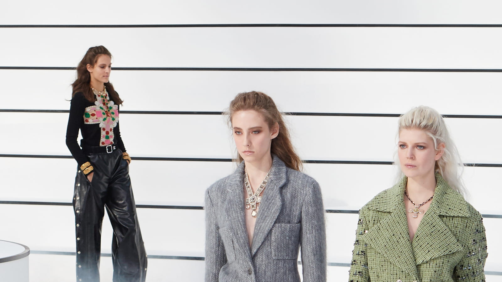Look 14