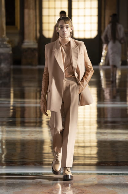 Valentino Haute Couture printemps-&eacute;t&eacute; 2021&nbsp;look 52