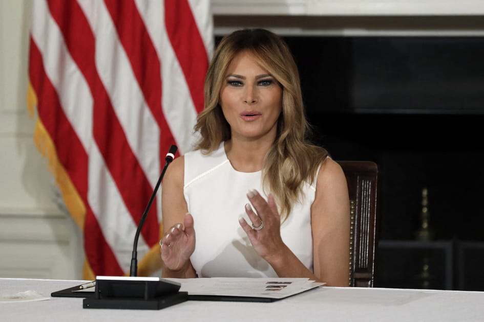 Flop&nbsp;: Melania Trump et ses yeux tir&eacute;s