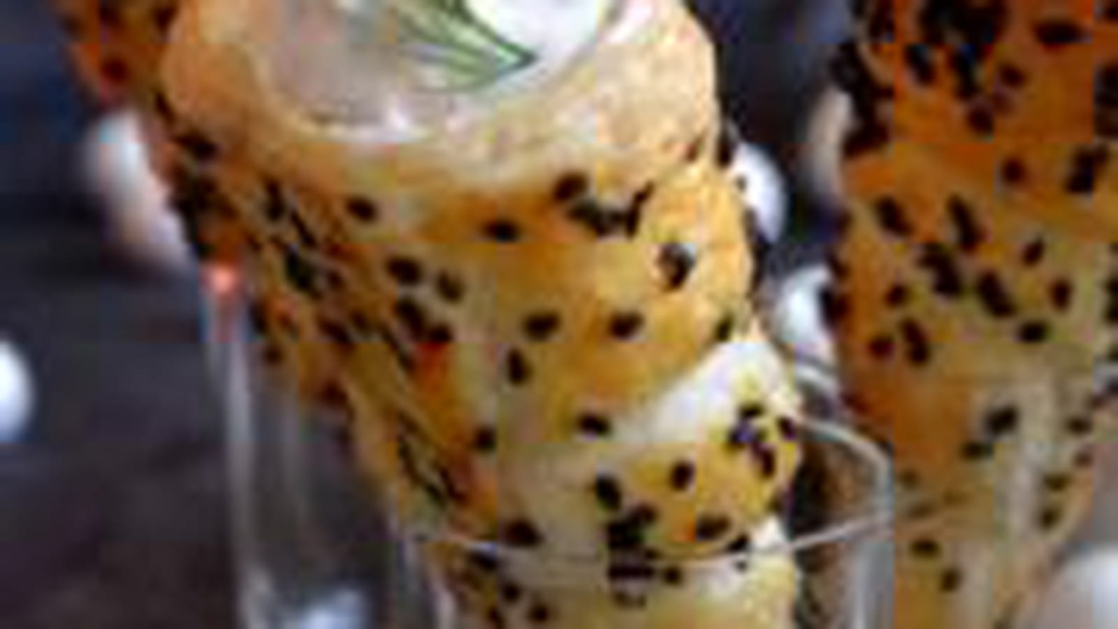 Cornets feuilletés au fromage frais et saumon fumé