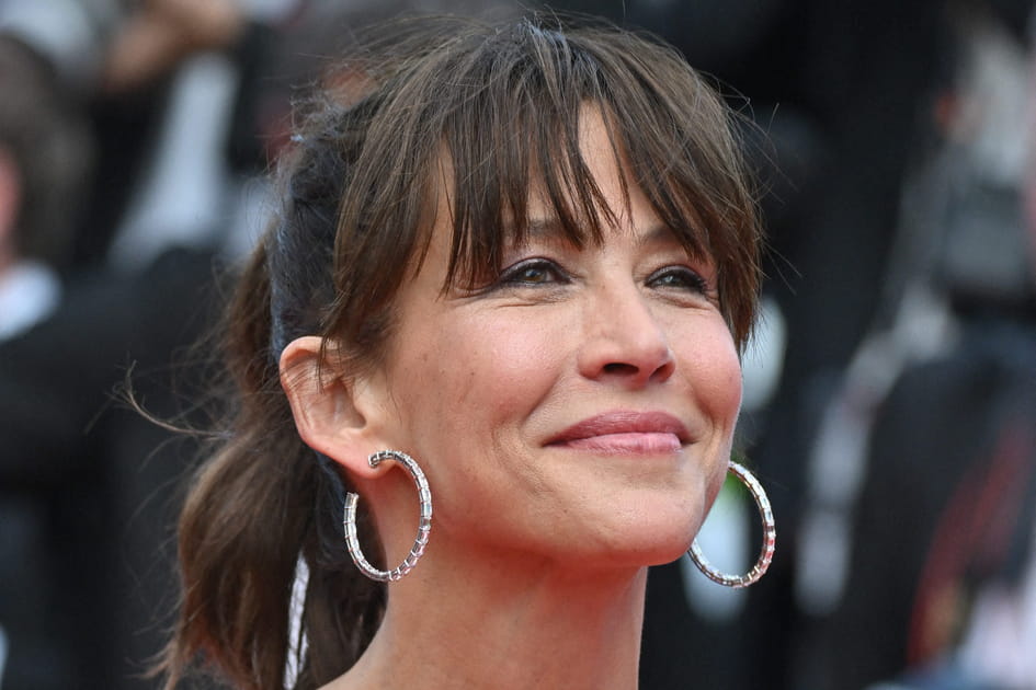 La queue de cheval avec frange de Sophie Marceau