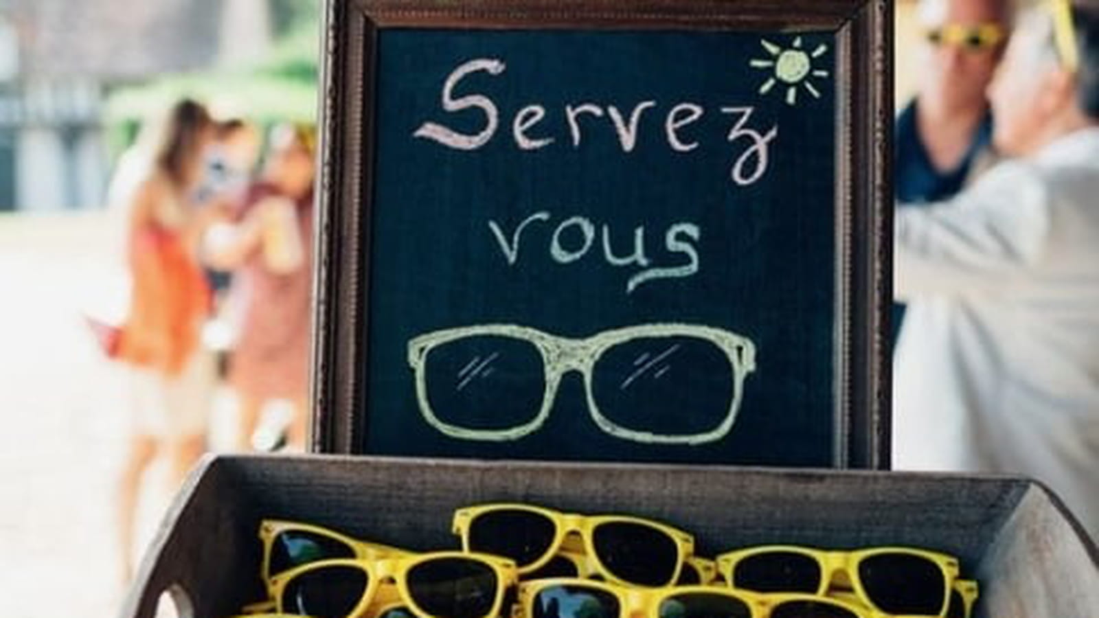 Des lunettes de soleil