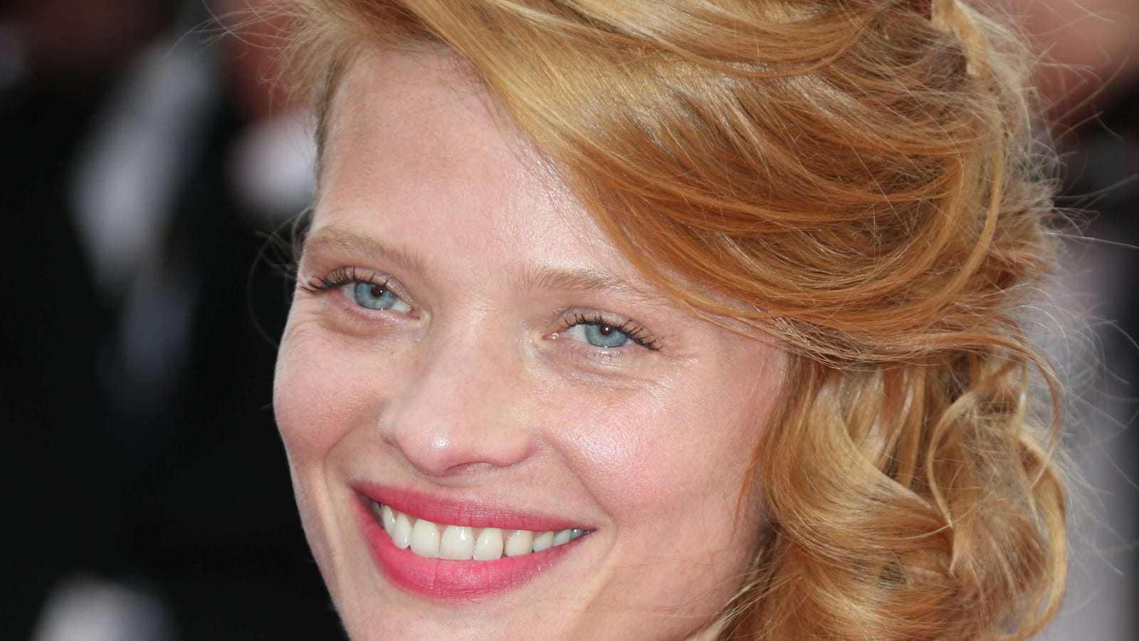 Mélanie Thierry, cheveux longs