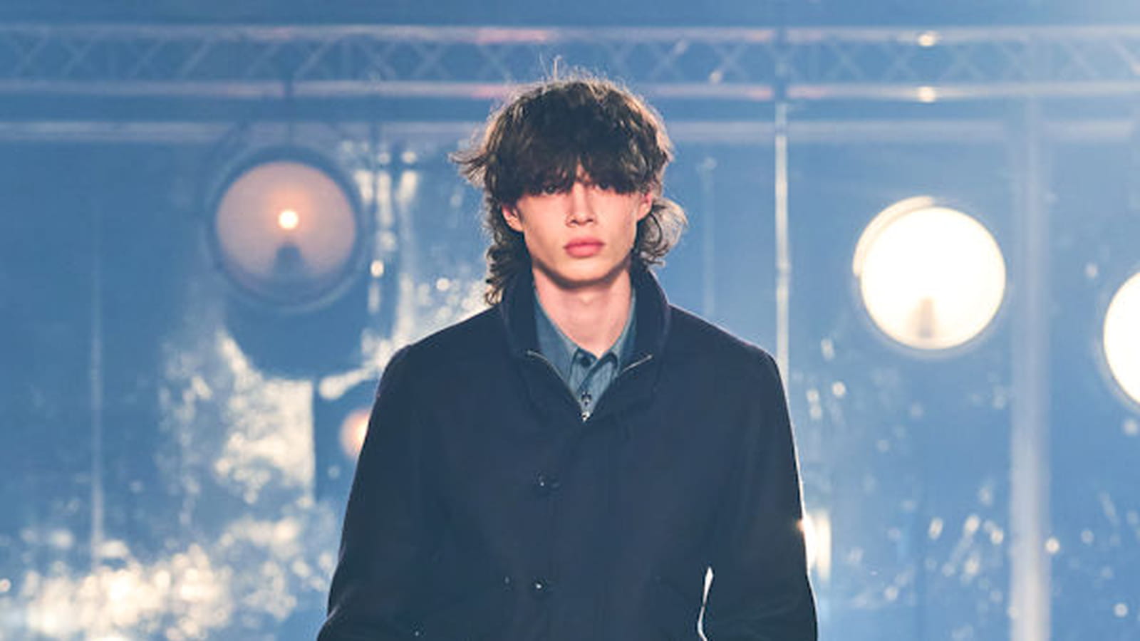 Look 25