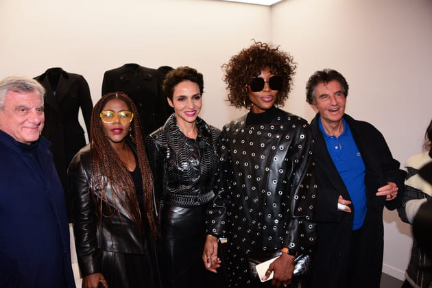 Farida Khelfa, Naomi Campbell et Jack Lang lors de l'inauguration de l'exposition Azzedine Alaia