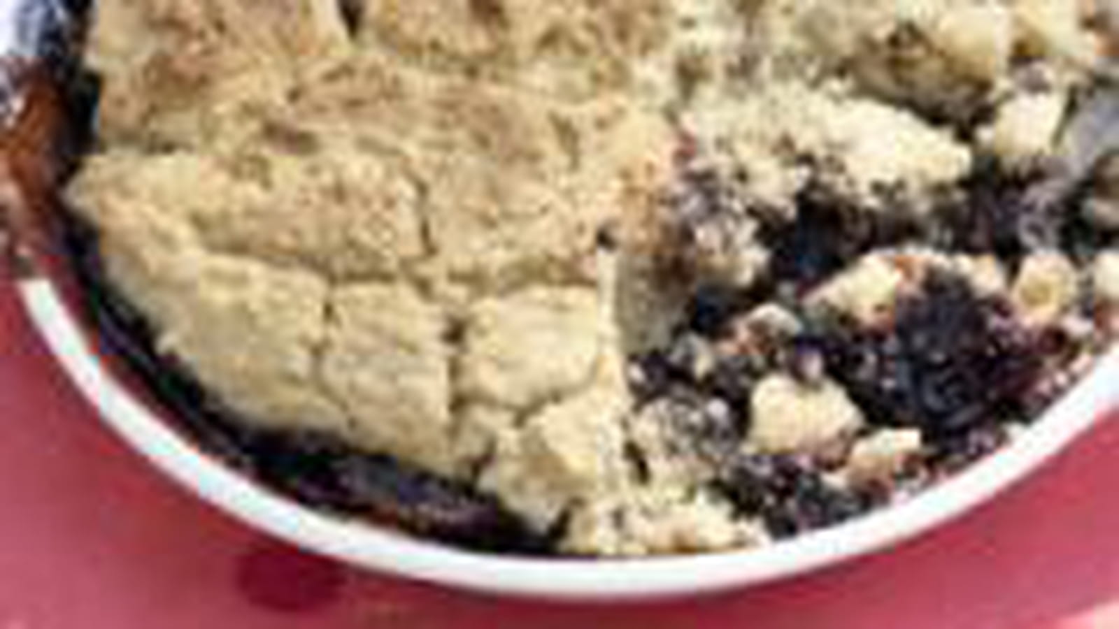 Cobbler aux figues et aux mûres sans gluten