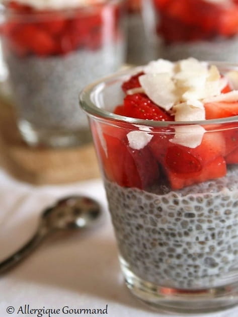 Chia pudding coco, menthe, fraises