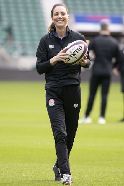 Kate Middleton en crampons et surv&ecirc;tement