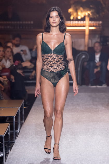 Look 29&nbsp;du d&eacute;fil&eacute; Etam Live Show 2023