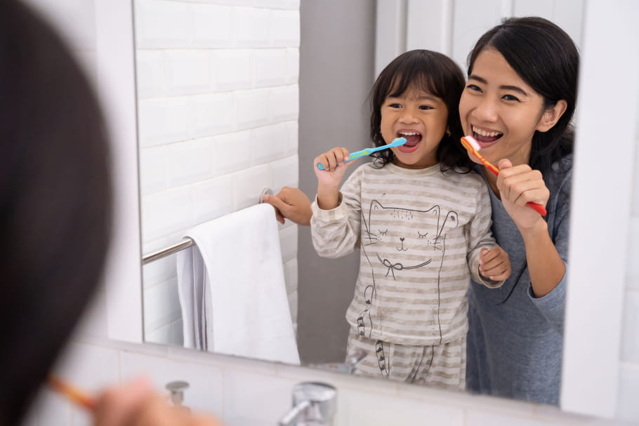 Hygiène de l'enfant : comment lui apprendre les gestes d'hygiène ?