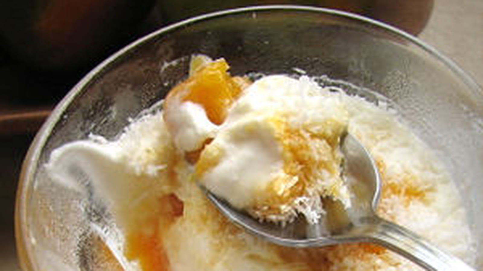 Verrine mangue-passion-coco, caramel au citron vert