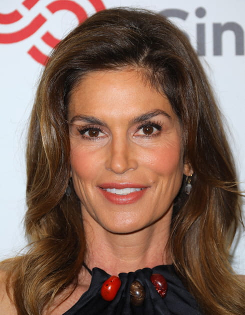 Top&nbsp;: Cindy Crawford et son teint bonne mine