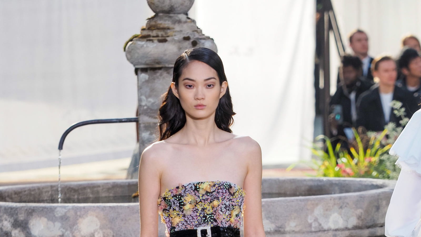 Look 54