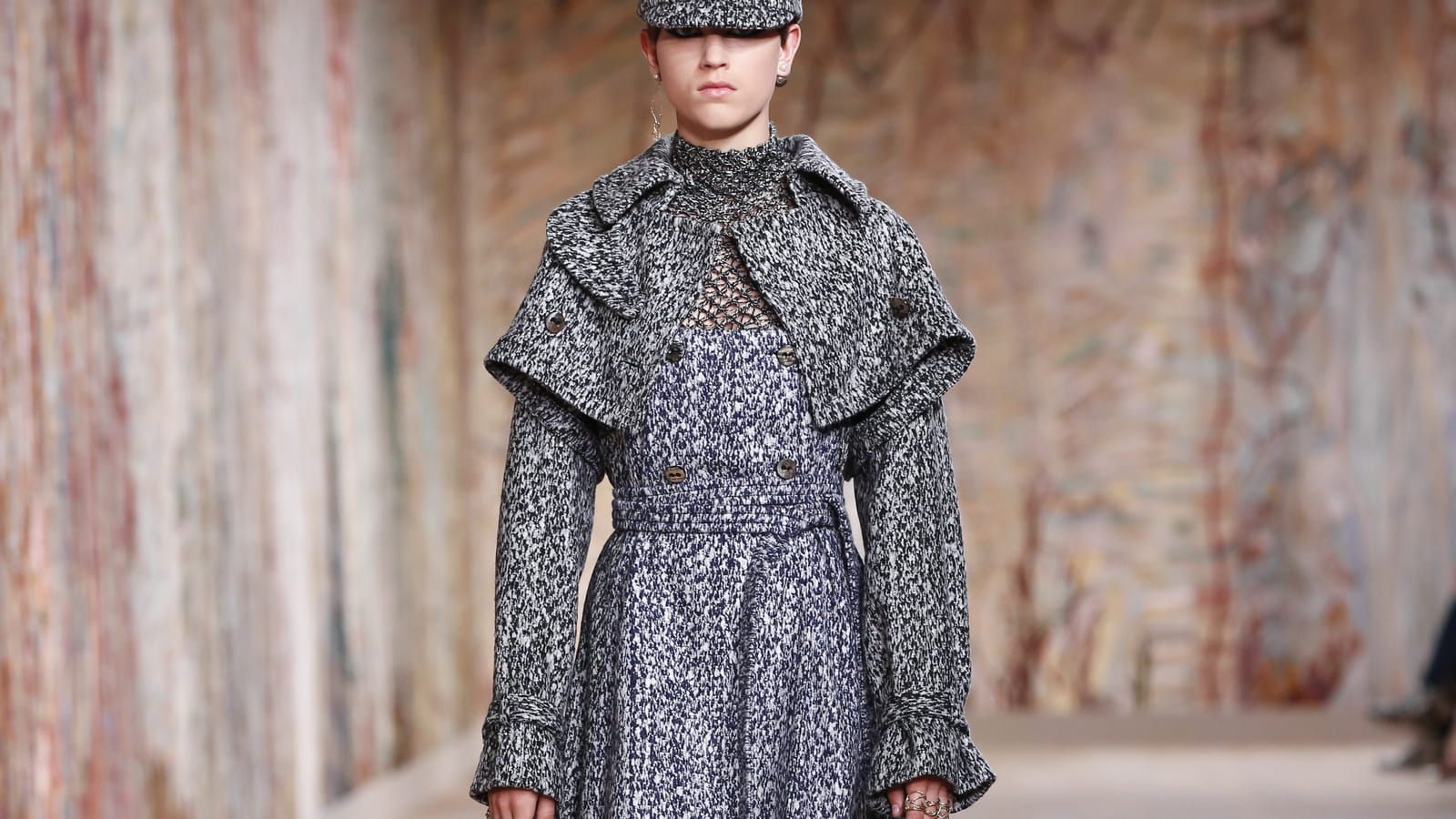Look 50