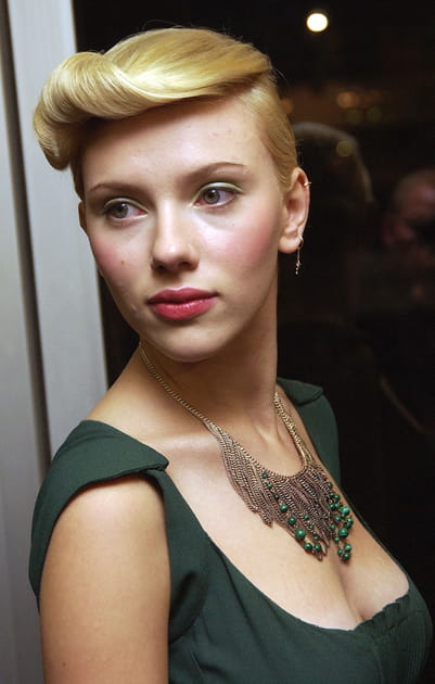 La m&egrave;che rehauss&eacute;e de Scarlett Johansson