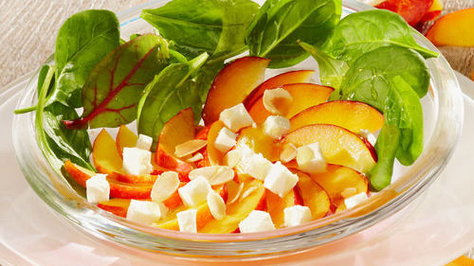 Salade de nectarines au fromage de brebis