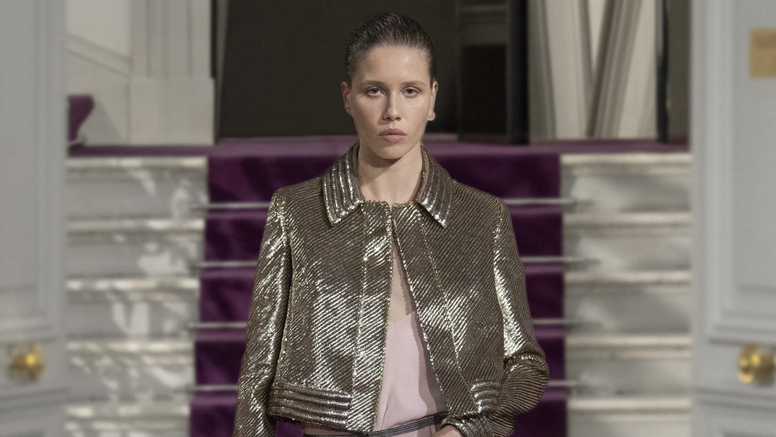 Look 56 du défilé Valentino