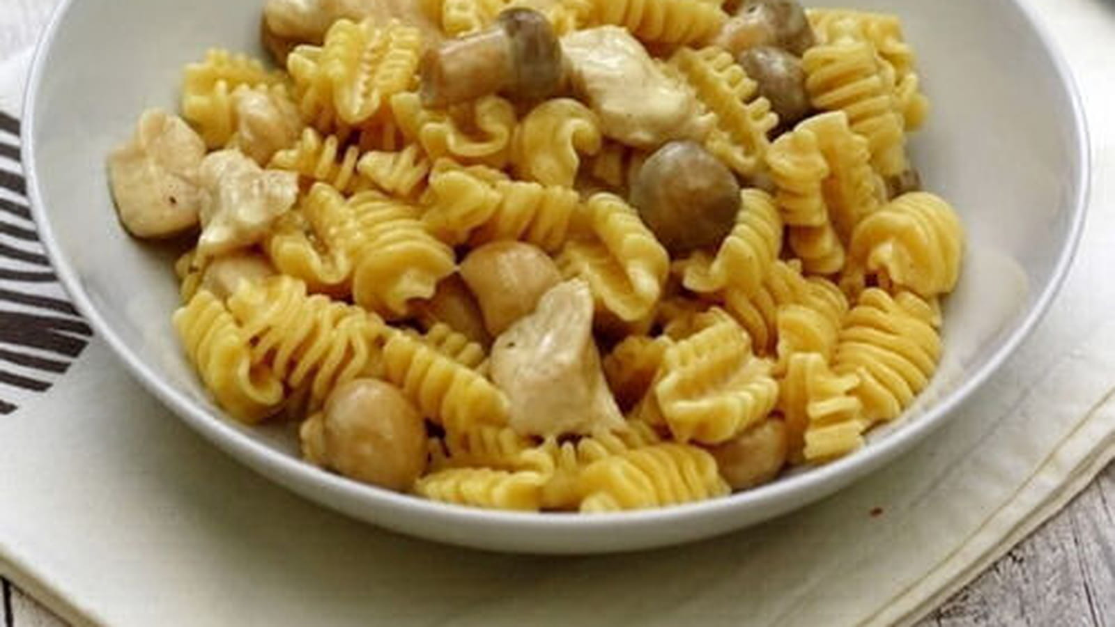 Pâtes aux champignons et poulet façon risotto