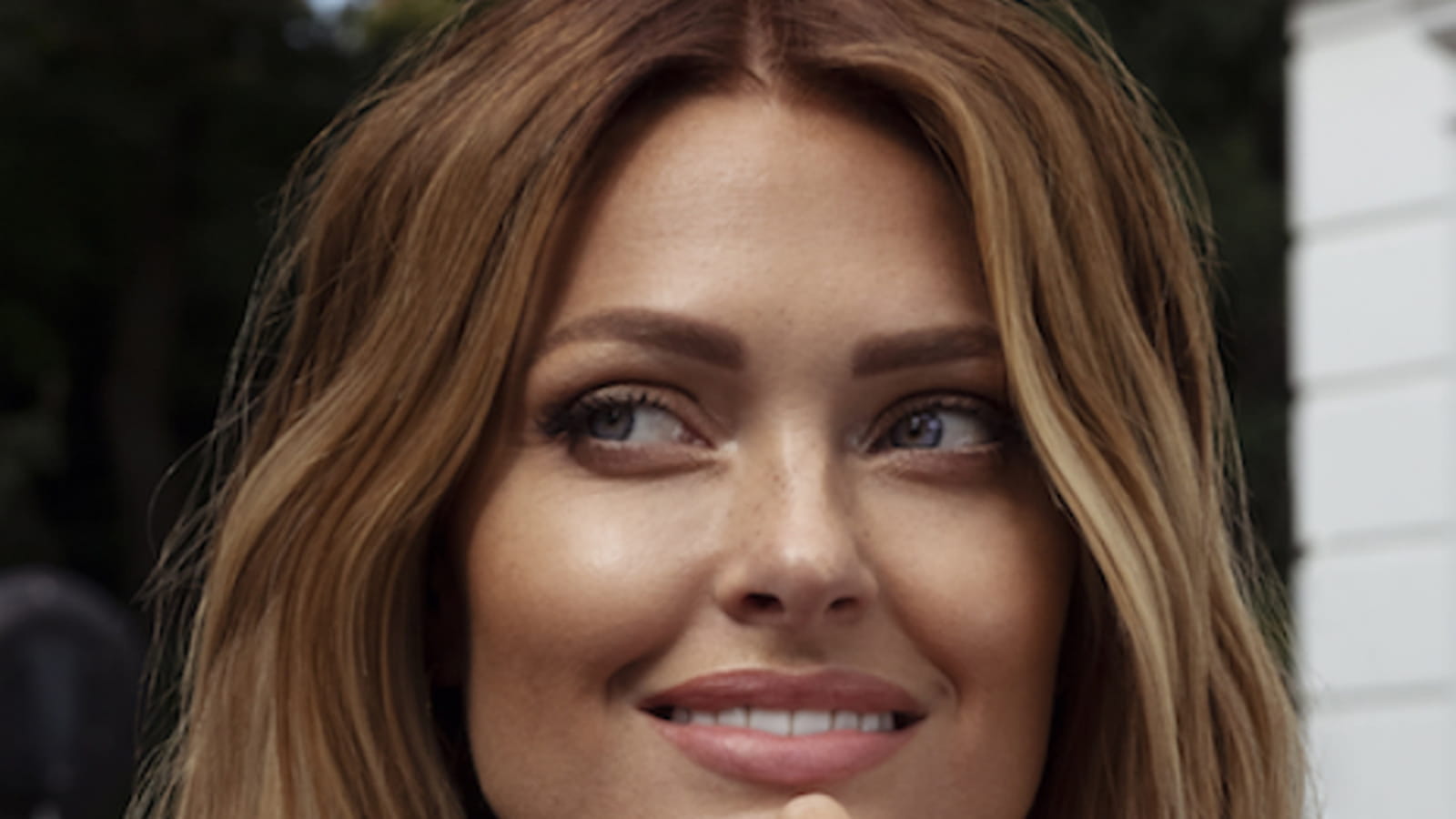 Caroline Receveur X Cluse