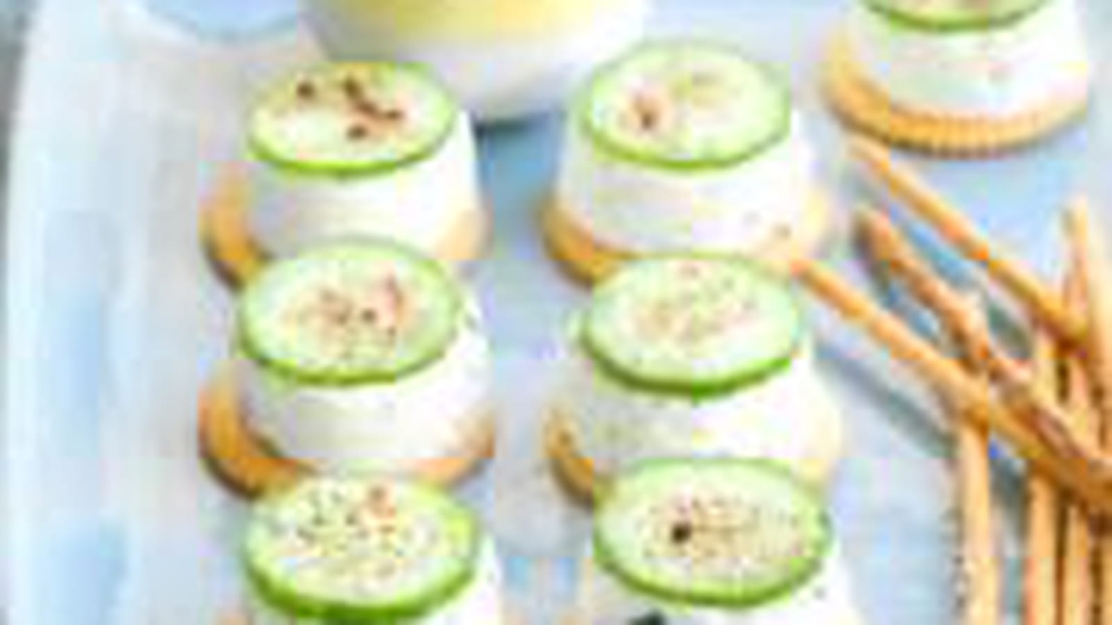 Crackers façon cheese-cake au concombre