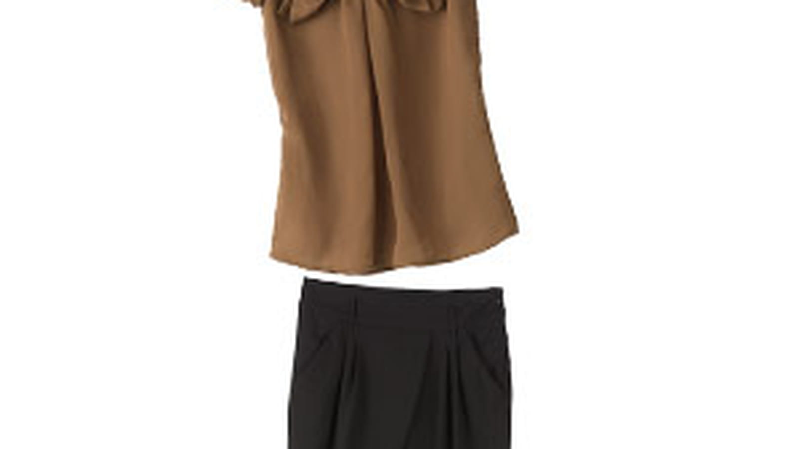 Le pantalon noir, en mode romantique
