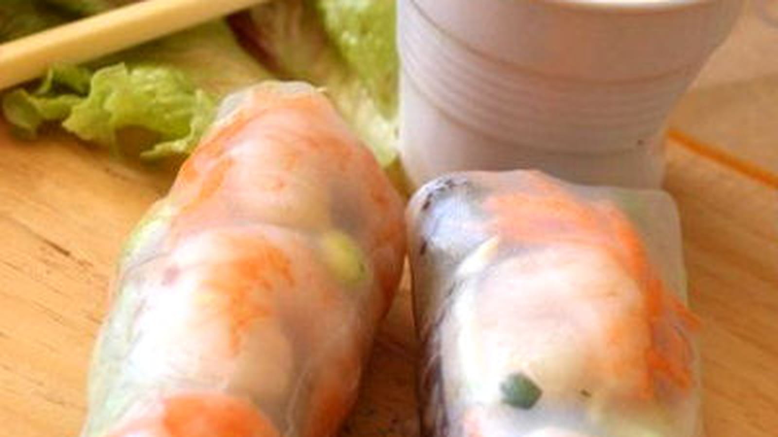 Rouleaux de printemps-sauce cacahuète