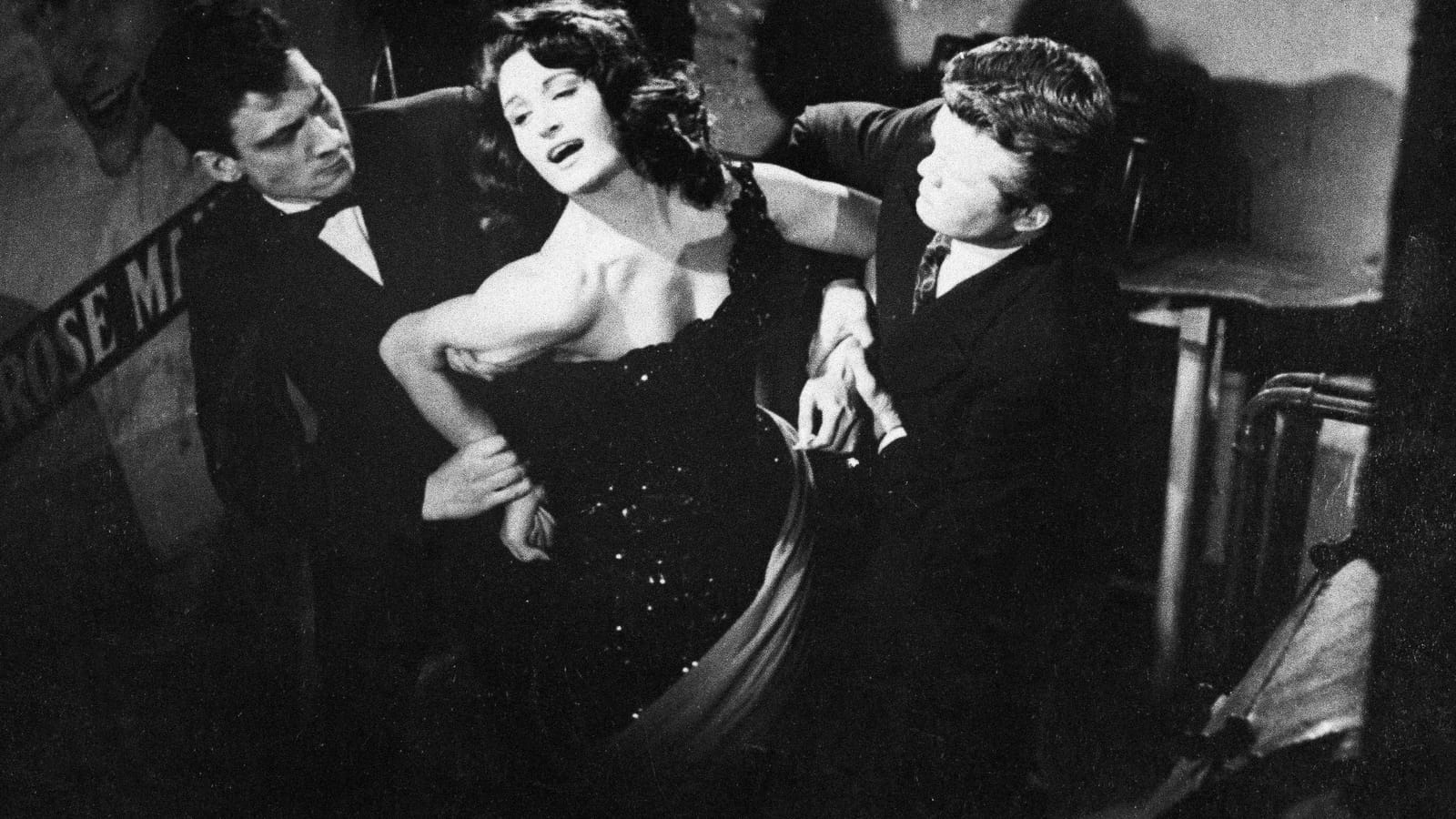 Espionne et chanteuse 