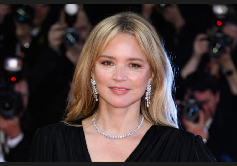 Top&nbsp;: le beauty look &eacute;l&eacute;gant de Virginie Efira