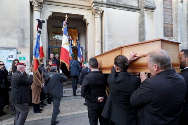 Obsèques de Guy Marchand : une cérémonie suivie d'un rassemblement "festif"