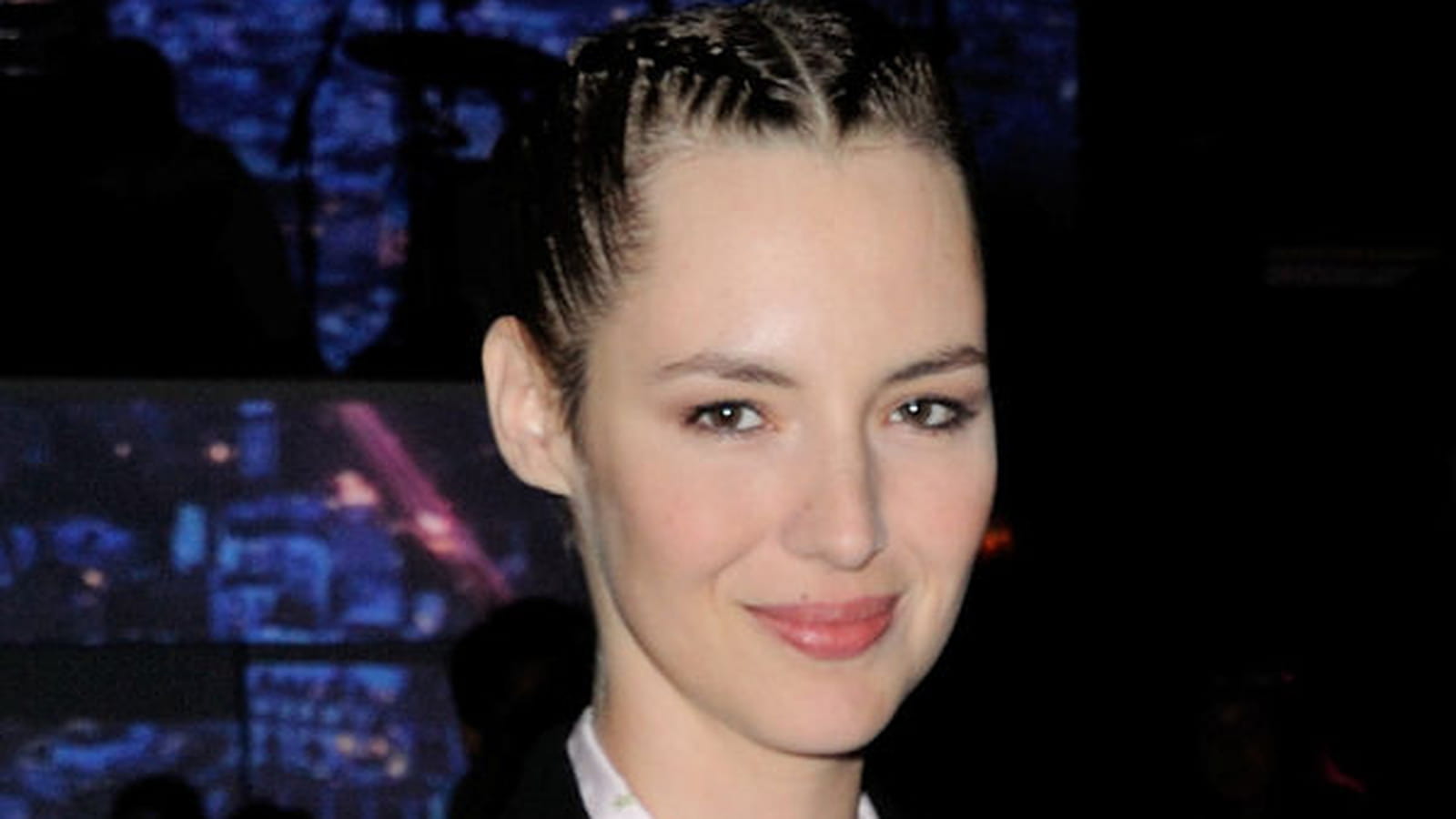Louise Bourgoin sans frange
