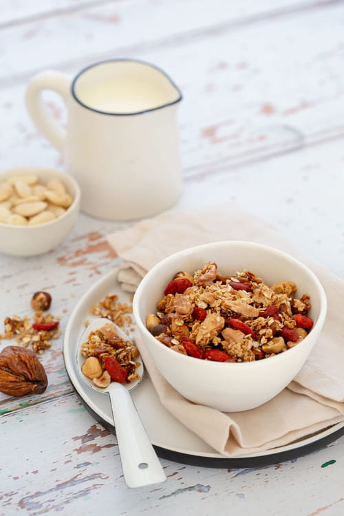 Granola fruits secs, figues et baie de goji