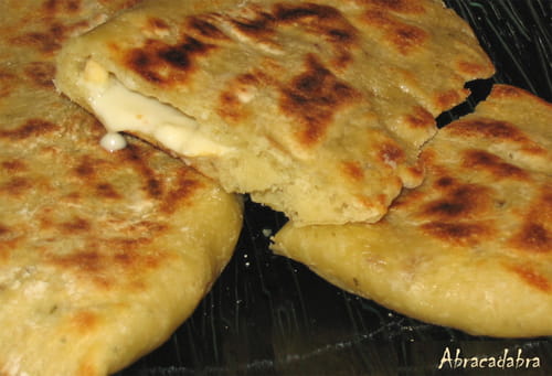 Naans au reblochon