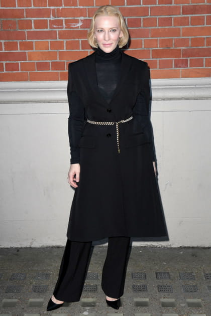 Cate Blanchett au d&eacute;fil&eacute; Burberry