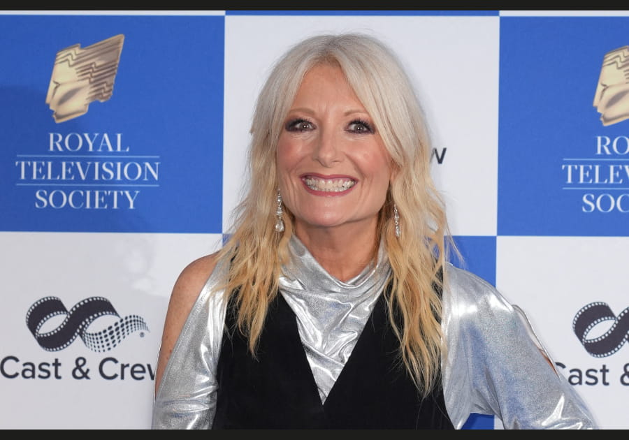 Flop&nbsp;: les cheveux &agrave; deux tons de Gaby Roslin