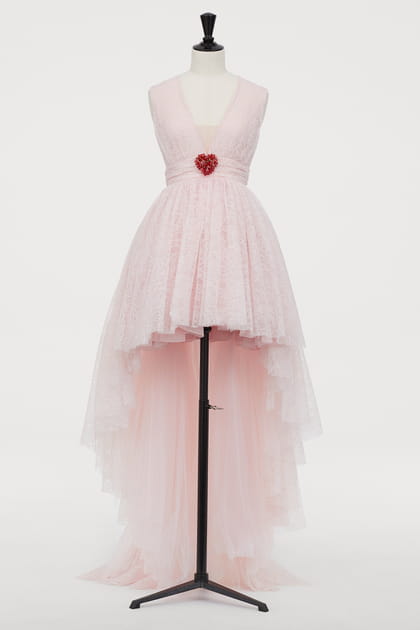 Robe en dentelle avec tra&icirc;ne pr&eacute;-collection Giambattista Valli&nbsp;X H&M