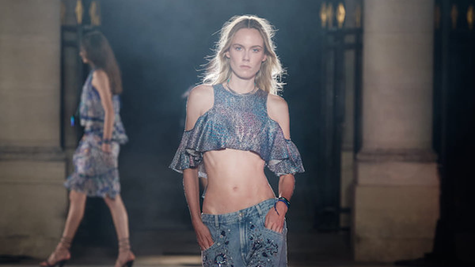 Look 38