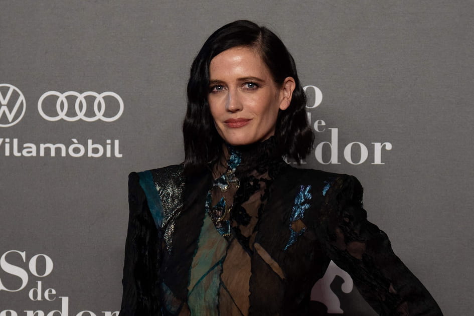 Raie sur le c&ocirc;t&eacute; et Mermaid Hair d'Eva Green