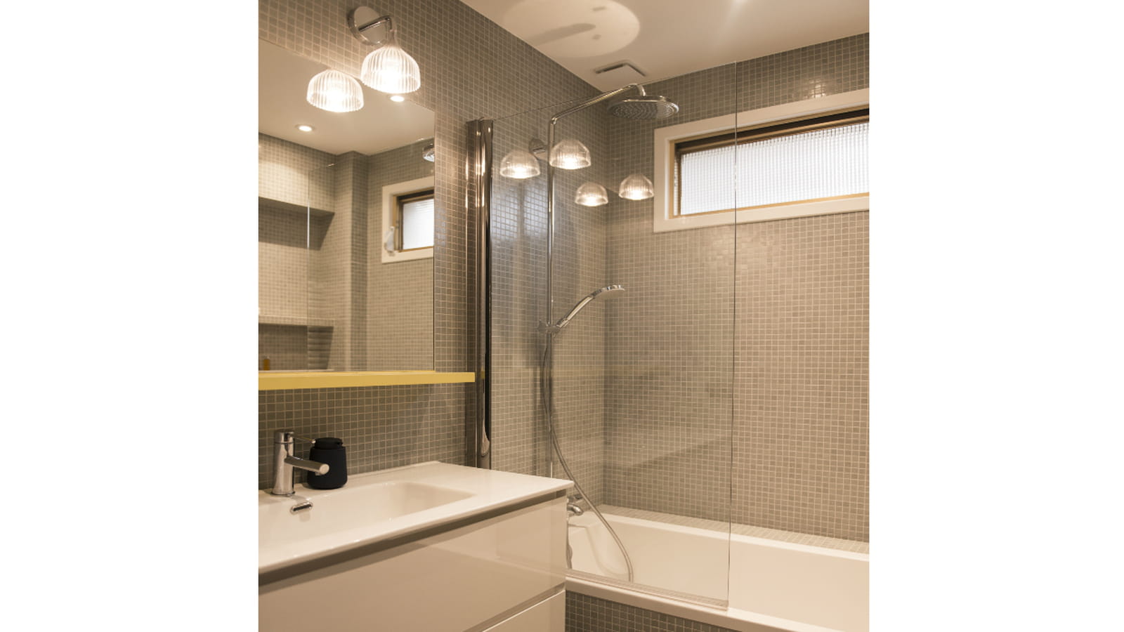 Salle de bains après