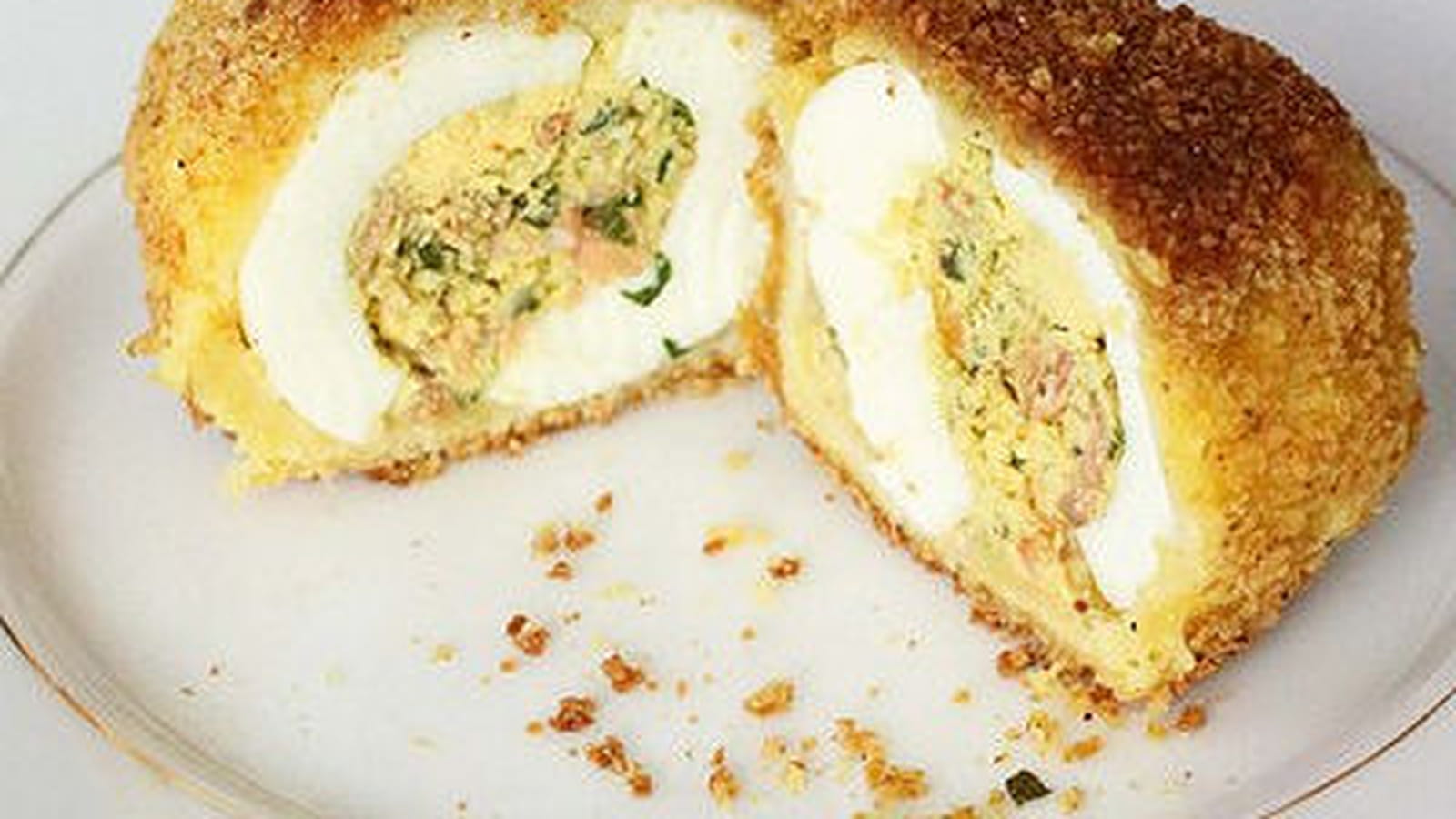 Oeuf pané fourré au saumon