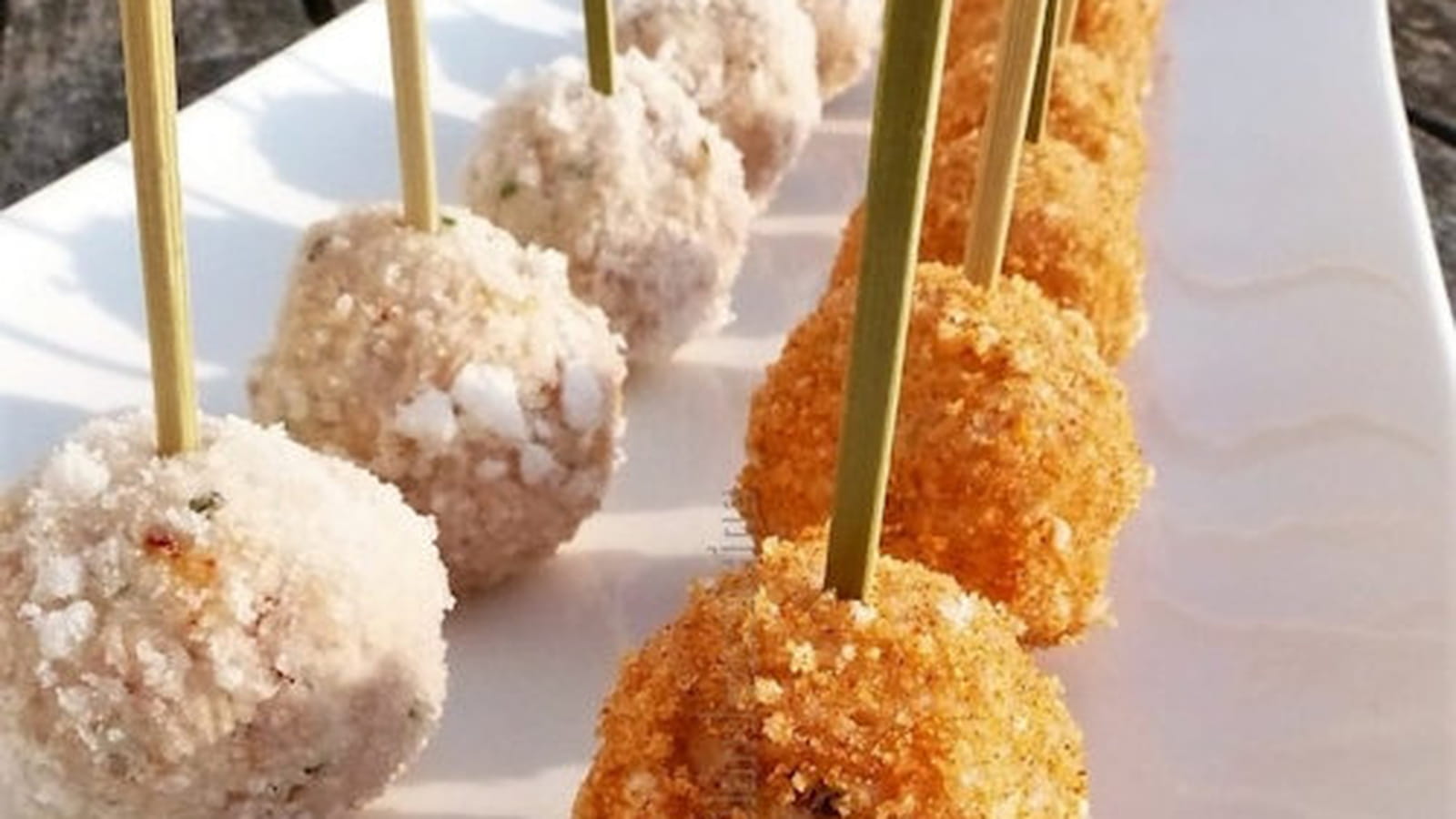 Truffes de thon aux chips de crevettes