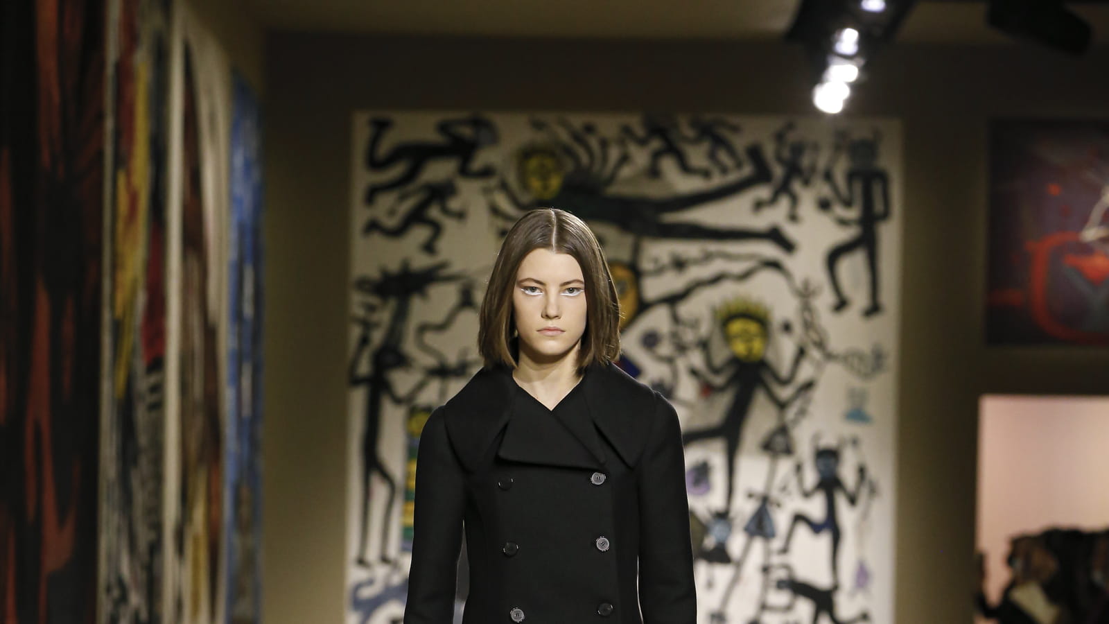 Look 3